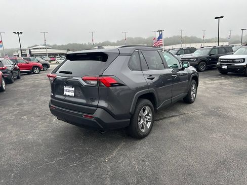 Used 2024 Toyota RAV4 XLE AWD/4WD image 7