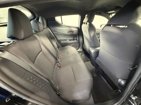 Used 2018 Toyota C-HR XLE FWD image 26