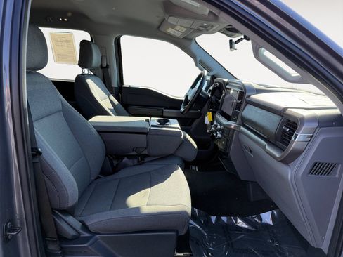 Used 2025 Ford F150 XLT w/ Equipment Group 301A Standard RWD image 19