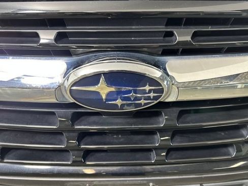 Used 2023 Subaru Ascent Premium w/ Convenience Package AWD/4WD image 8