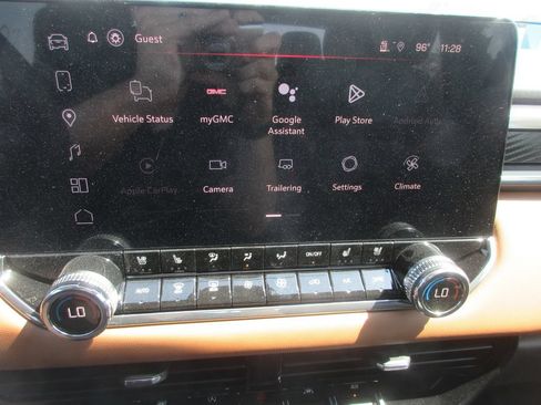 New 2026 GMC Canyon AT4 w/ Technology Plus Package AWD/4WD image 18