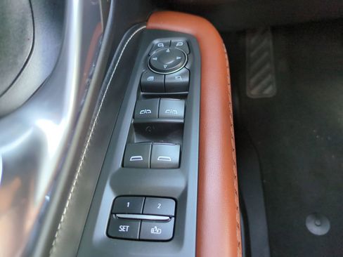 Used 2023 GMC Yukon Denali Ultimate AWD/4WD image 25