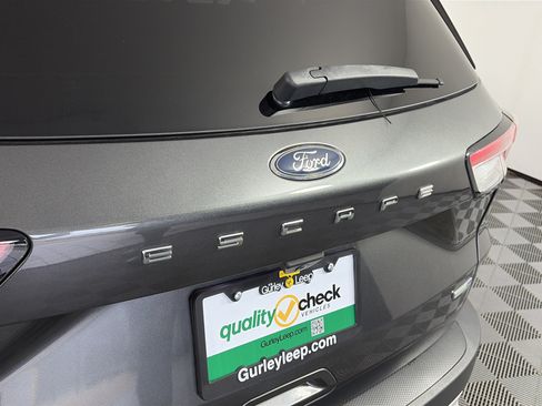 Used 2020 Ford Escape SE AWD/4WD image 16