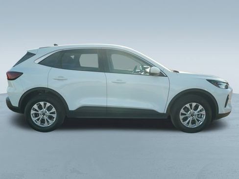 Used 2023 Ford Escape Active image 10
