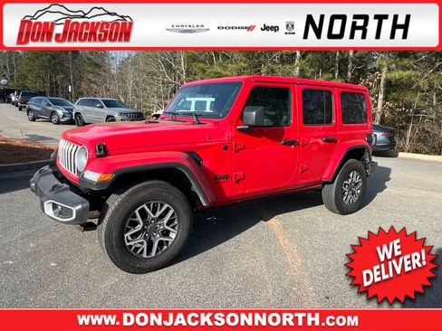 Used 2025 Jeep Wrangler Sahara image 1