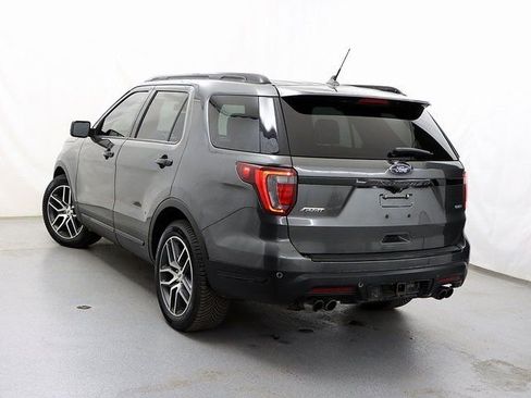 Used 2018 Ford Explorer Sport w/ Equipment Group 401A image 8