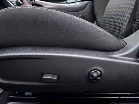 Certified 2021 Dodge Challenger GT w/ Blacktop Package image 11