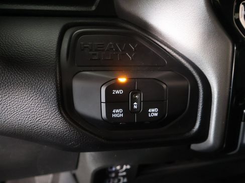 Used 2025 RAM 2500 Big Horn AWD/4WD image 8