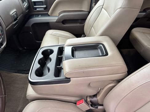 Used 2018 Chevrolet Silverado 1500 LTZ Z71 image 16