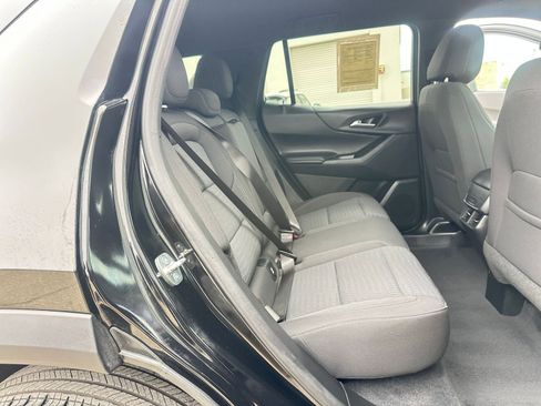 Used 2025 Chevrolet Equinox LT image 39