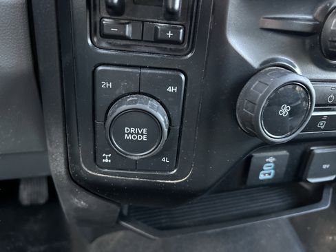 Used 2024 Ford F250 XLT AWD/4WD image 16
