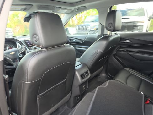 Certified 2020 Chevrolet Equinox LT w/ Midnight Edition FWD image 12