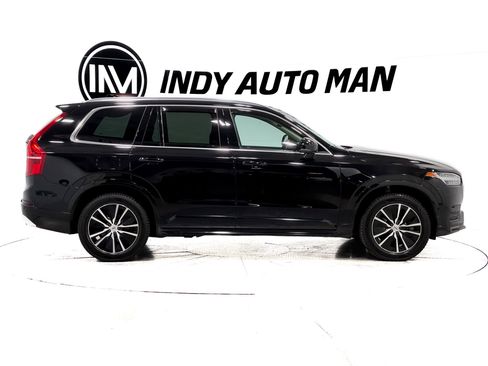 Used 2020 Volvo XC90 T6 Momentum image 3
