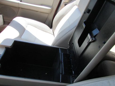 Used 2003 Ford Expedition Eddie Bauer RWD image 42