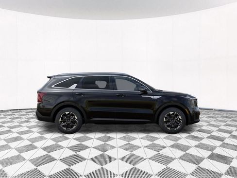 Used 2026 Kia Sorento S FWD image 9
