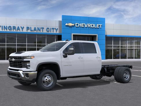 New 2026 Chevrolet Silverado 3500 W/T w/ WT Convenience Package AWD/4WD image 2