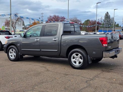 Used 2004 Nissan Titan SE image 29