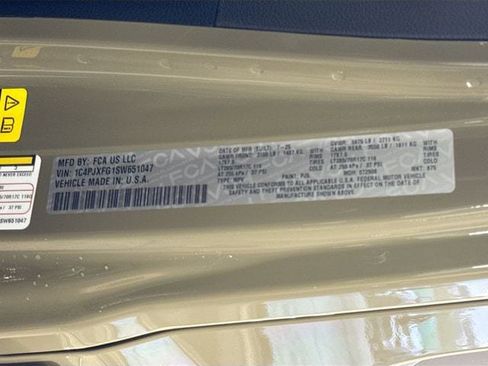 New 2025 Jeep Wrangler Unlimited Rubicon w/ Technology Group image 36