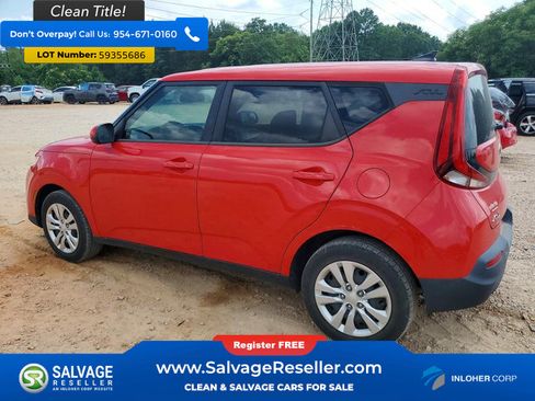 Used 2021 Kia Soul LX FWD image 3