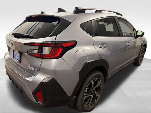 Used 2025 Subaru Crosstrek 2.5i Premium AWD/4WD image 5