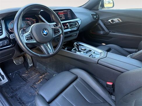 Used 2025 BMW Z4 sDrive30i w/ Premium Package image 14