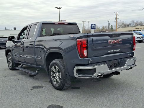 Certified 2022 GMC Sierra 1500 SLE w/ X31 Off-Road Package image 4