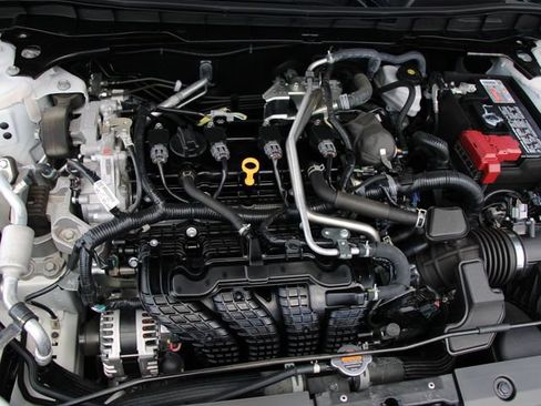 Used 2025 Nissan Altima 2.5 S FWD image 31