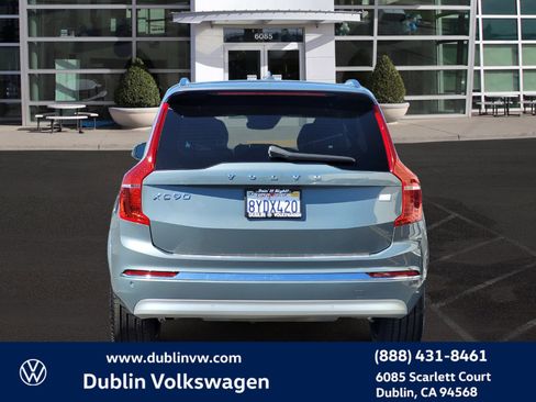 Used 2022 Volvo XC90 T8 Inscription w/ Advanced Package image 5