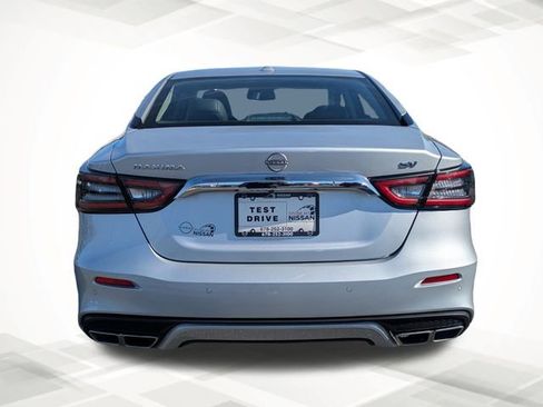 Used 2023 Nissan Maxima SV w/ Floor Mat Group image 5