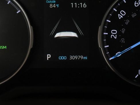 Used 2021 Toyota RAV4 XLE w/ Convenience Package AWD/4WD image 6