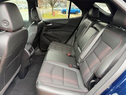 Used 2023 Chevrolet Equinox RS image 16