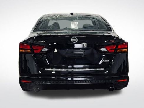 Used 2023 Nissan Altima 2.5 SR image 9