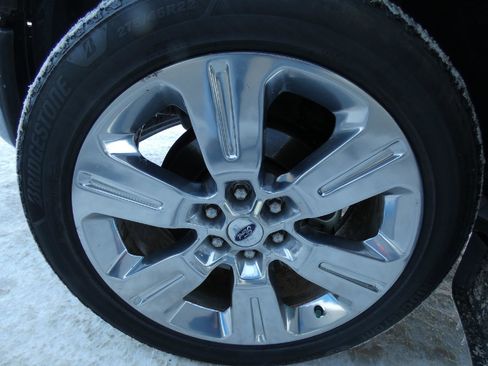 Used 2017 Ford F150 Limited w/ Trailer Tow Package image 8