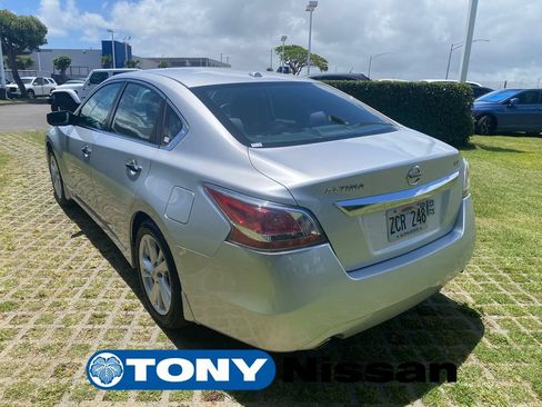 Used 2015 Nissan Altima 2.5 SV FWD image 5