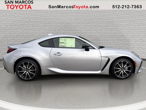 New 2026 Toyota GR86 RWD image 6