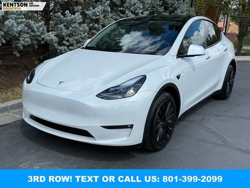 Used 2024 Tesla Model Y Long Range AWD/4WD image 3