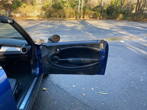 Used 2015 MINI Cooper Cooper 2dr Convertible image 38