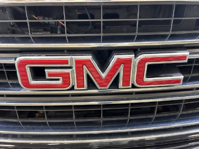 Used 2020 GMC Yukon SLT w/ Open Road Package AWD/4WD image 9