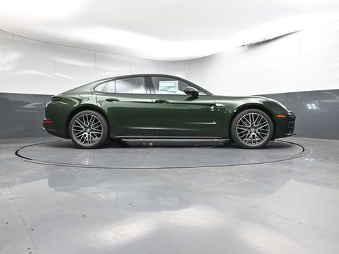New 2026 Porsche Panamera 4 image 30
