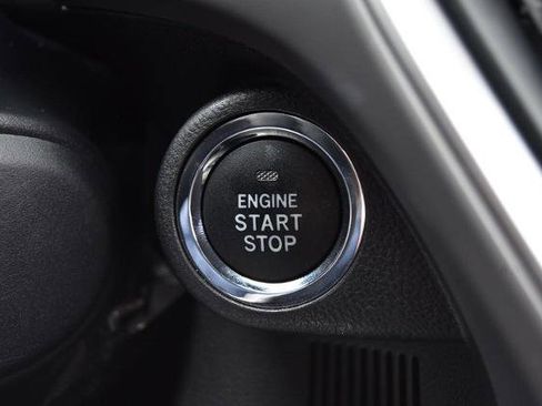 Used 2024 Subaru Crosstrek 2.0i Premium image 14