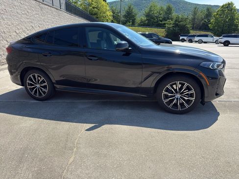 Used 2026 BMW X6 xDrive40i AWD/4WD image 1