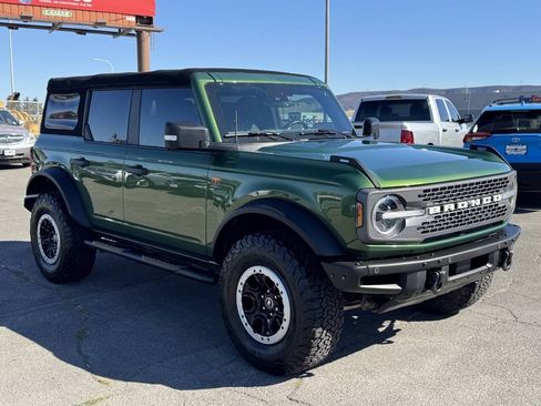 Used 2022 Ford Bronco Badlands AWD/4WD image 12