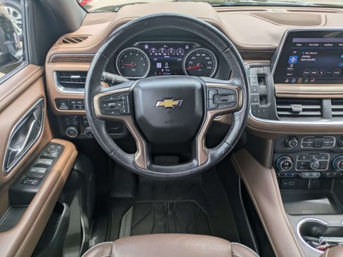 Used 2021 Chevrolet Tahoe High Country AWD/4WD image 16