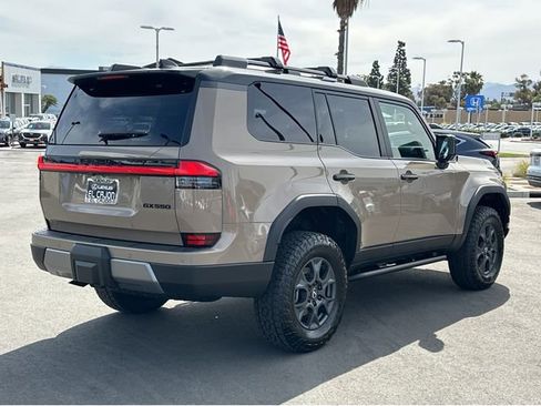 New 2026 Lexus GX 550 AWD/4WD image 6
