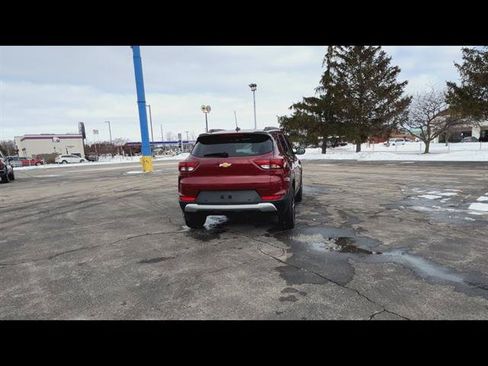 Used 2024 Chevrolet TrailBlazer LT w/ LT Cold Weather Package AWD/4WD image 8
