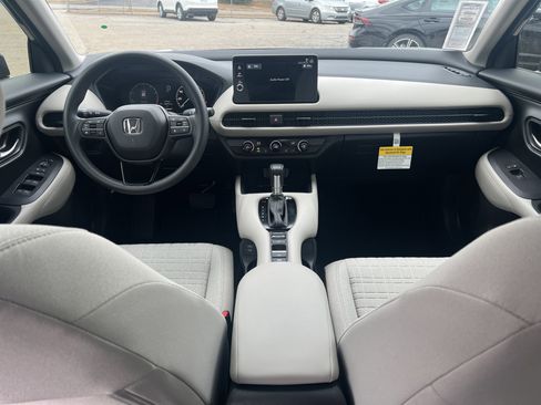New 2026 Honda HR-V LX image 21
