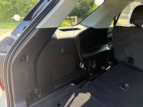 Used 2023 Ford Explorer Limited w/ Limited Technology Package AWD/4WD image 57