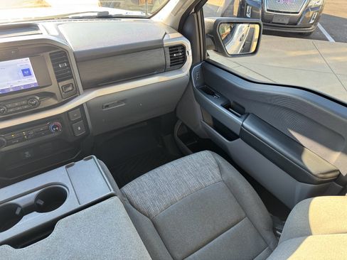 Used 2022 Ford F150 XLT w/ Max Trailer Tow Package image 23