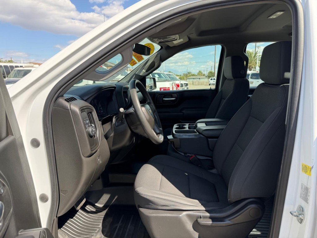 Used 2021 Chevrolet Silverado 1500 W/T RWD image 17