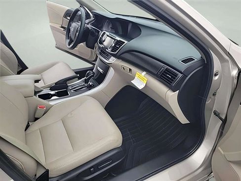 Used 2015 Honda Accord EX-L image 28